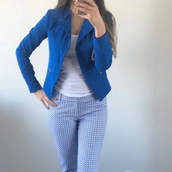 Blazer - Picture 2 of 2